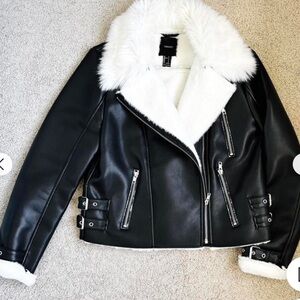 Forever 21 Faux Leather & Shearling Moto Jacket Size M ~~~Nwot